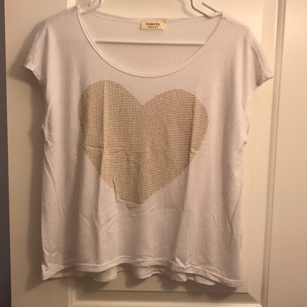NWOT White crop tee with studded gold heart